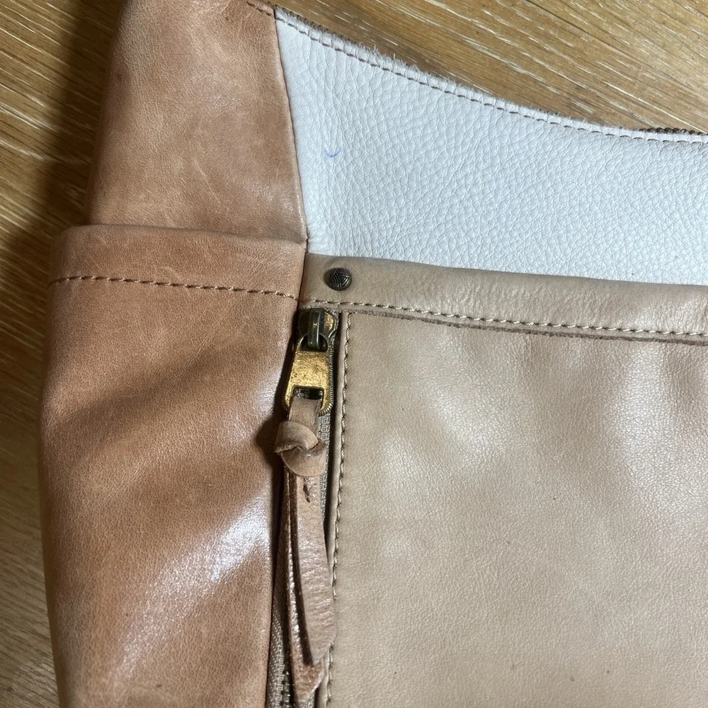 The Sake Gen‎ Hobo Natural Block Bag Purse Leather
